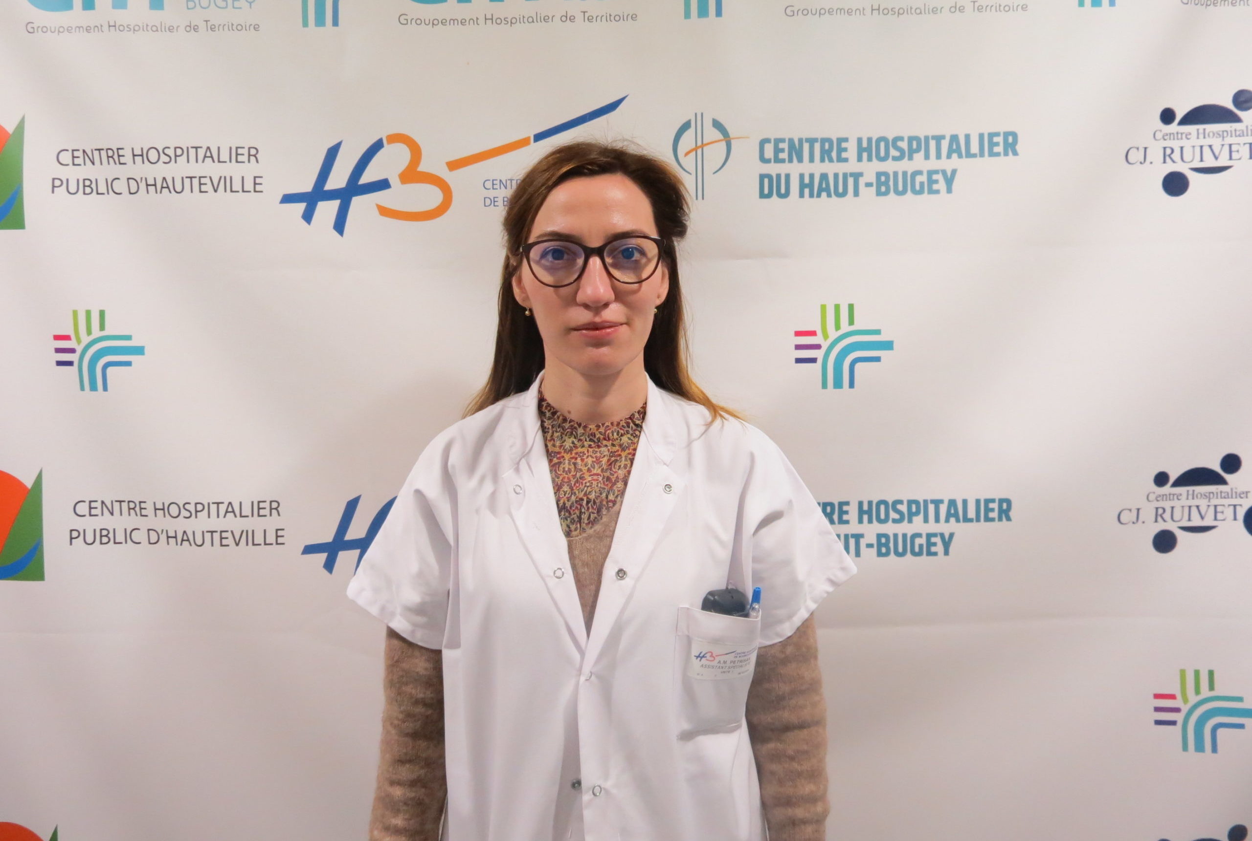 Dr PETRISAN AuréliaMarina Centre Hospitalier de BourgenBresse